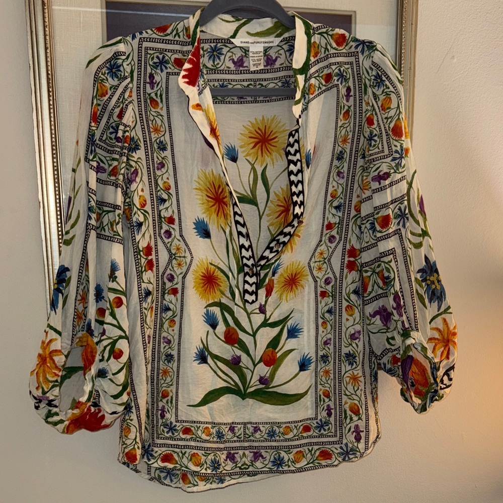 Diane Von Furstenberg DVF Multicolor Floral sheer cotton silk blend Italy look!
